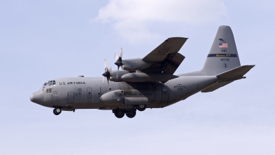 Photo ID 19300 by Maarten Peters. USA Air Force Lockheed C 130H Hercules L 382, 94 6708