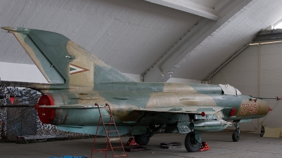 Photo ID 155848 by Jan Eenling. Hungary Air Force Mikoyan Gurevich MiG 21bis LASUR, 3745