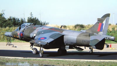 Photo ID 19444 by Arie van Groen. UK Air Force Hawker Siddeley Harrier GR 3, XV738