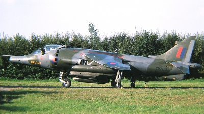 Photo ID 19446 by Arie van Groen. UK Air Force Hawker Siddeley Harrier GR 3, XV760