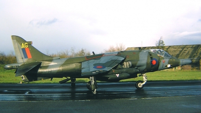 Photo ID 19453 by Arie van Groen. UK Air Force Hawker Siddeley Harrier GR 3, XV752