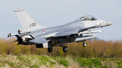 Photo ID 156958 by Alex van Noye. Netherlands Air Force General Dynamics F 16AM Fighting Falcon, J 013