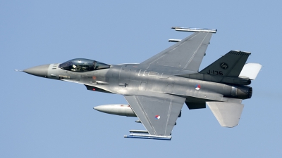Photo ID 157117 by Joop de Groot. Netherlands Air Force General Dynamics F 16AM Fighting Falcon, J 136