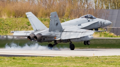 Photo ID 157094 by Alex van Noye. Spain Air Force McDonnell Douglas C 15 Hornet EF 18A, C 15 57