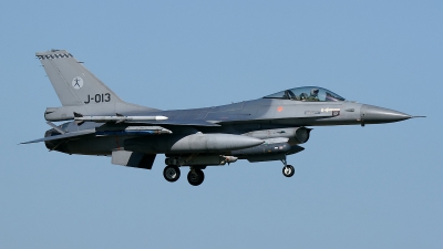 Photo ID 157317 by Rainer Mueller. Netherlands Air Force General Dynamics F 16AM Fighting Falcon, J 013