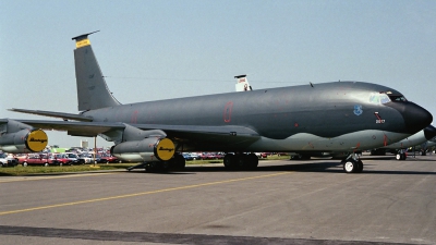 Photo ID 19584 by Michael Baldock. USA Air Force Boeing KC 135E Stratotanker 717 100, 57 2607