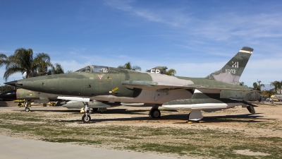 Photo ID 158468 by Thomas Ziegler - Aviation-Media. USA Air Force Republic F 105B Thunderchief, 57 5803