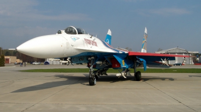 Photo ID 158668 by Vladimir Petrov. Russia Air Force Sukhoi Su 27S, 16 BLUE