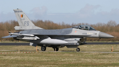 Photo ID 19711 by Mark Broekhans. Belgium Air Force General Dynamics F 16AM Fighting Falcon, FA 130