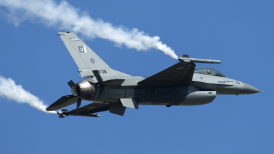 Photo ID 158780 by Thomas Ziegler - Aviation-Media. Pakistan Air Force General Dynamics F 16A Fighting Falcon, 85728