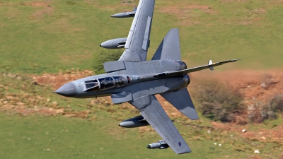 Photo ID 159349 by Niels Roman / VORTEX-images. UK Air Force Panavia Tornado GR4 T, ZD842