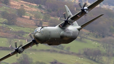 Photo ID 159324 by Niels Roman / VORTEX-images. UK Air Force Lockheed Martin Hercules C4 C 130J 30 L 382, ZH875