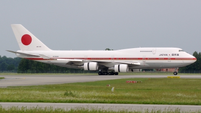 Photo ID 159481 by Günther Feniuk. Japan Air Force Boeing 747 47C, 20 1101