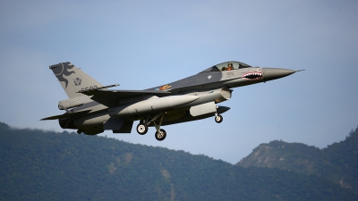 Photo ID 159552 by Diamond MD Dai. Taiwan Air Force General Dynamics F 16A Fighting Falcon, 6690
