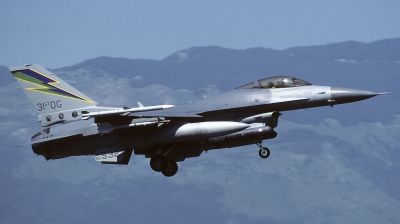 Photo ID 159681 by Sergio Gava. USA Air Force General Dynamics F 16C Fighting Falcon, 88 0532