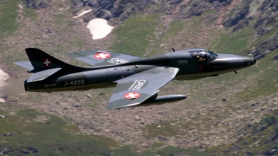 Photo ID 160858 by Ludwig Isch. Private Fliegermuseum Altenrhein Hawker Hunter T68, HB RVP