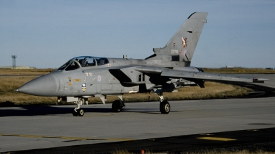 Photo ID 20053 by Tom Gibbons. UK Air Force Panavia Tornado F3, ZG798
