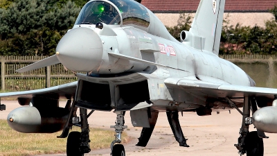 Photo ID 162011 by Carl Brent. UK Air Force Eurofighter Typhoon T3, ZJ800