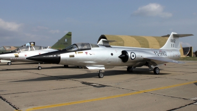 Photo ID 162318 by Stamatis Alipasalis. Greece Air Force Lockheed RF 104G Starfighter, 6662