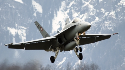 Photo ID 20102 by Jochem Kos. Switzerland Air Force McDonnell Douglas F A 18C Hornet, J 5005