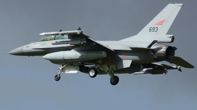 Photo ID 162811 by Arie van Groen. Norway Air Force General Dynamics F 16BM Fighting Falcon, 693