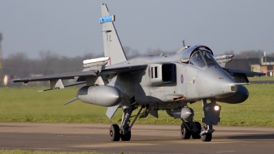 Photo ID 163200 by Chris Lofting. UK Air Force Sepecat Jaguar GR3, XX729