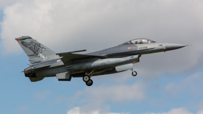 Photo ID 163209 by Doug MacDonald. Portugal Air Force General Dynamics F 16AM Fighting Falcon, 15136