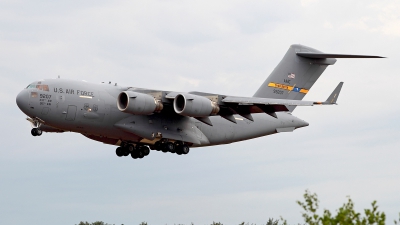 Photo ID 163298 by Carl Brent. USA Air Force Boeing C 17A Globemaster III, 09 9207