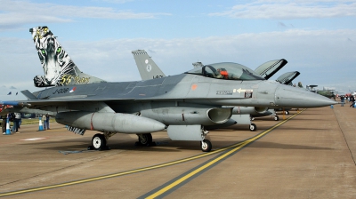 Photo ID 163343 by Arie van Groen. Netherlands Air Force General Dynamics F 16AM Fighting Falcon, J 008