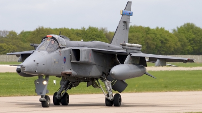 Photo ID 163554 by Chris Lofting. UK Air Force Sepecat Jaguar GR3A, XX752