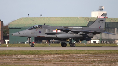 Photo ID 163555 by Chris Lofting. UK Air Force Sepecat Jaguar GR3A, XX752