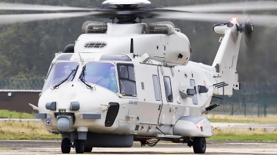 Photo ID 164302 by Walter Van Bel. Belgium Air Force NHI NH 90NFH, RN02