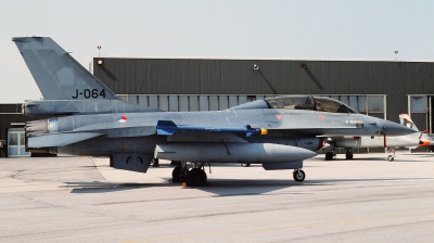 Photo ID 165041 by Giampaolo Tonello. Netherlands Air Force General Dynamics F 16B Fighting Falcon, J 064