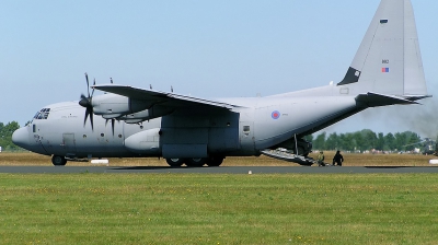 Photo ID 165065 by Arie van Groen. UK Air Force Lockheed Martin Hercules C5 C 130J L 382, ZH882