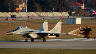 Photo ID 20426 by Roman Mr.MiG. Slovakia Air Force Mikoyan Gurevich MiG 29AS, 0619