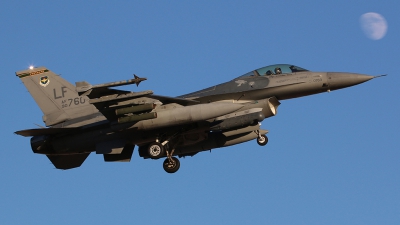 Photo ID 165806 by Ian Nightingale. USA Air Force General Dynamics F 16C Fighting Falcon, 90 0760
