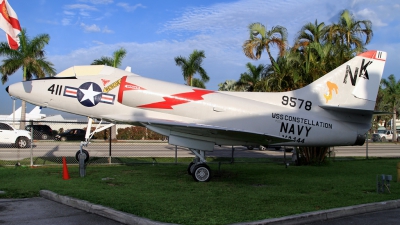Photo ID 165844 by Carlos Aleman - SJUAP. USA Navy Douglas A 4C Skyhawk, 149578
