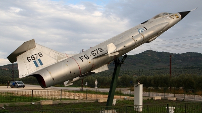 Photo ID 166338 by Paul Newbold. Greece Air Force Lockheed RF 104G Starfighter, 6678