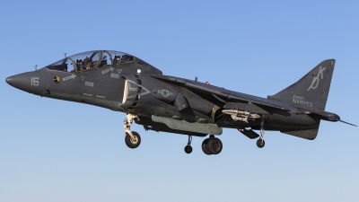 Photo ID 166888 by Nathan Havercroft. USA Marines McDonnell Douglas TAV 8B Harrier II, 163860