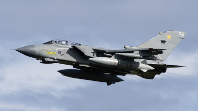 Photo ID 167031 by Joop de Groot. UK Air Force Panavia Tornado GR4, ZA472
