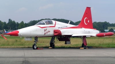 Photo ID 168026 by Arie van Groen. T rkiye Air Force Canadair NF 5A 2000 CL 226, 70 3036