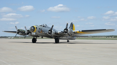 Photo ID 20671 by Jaysen F. Snow - Midwest Tail Chasers. Private Liberty Foundation Boeing B 17G Flying Fortress 299P, N390TH