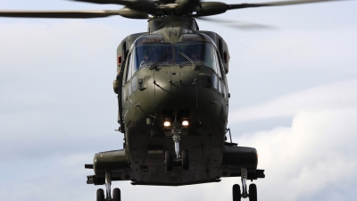 Photo ID 20687 by Rich Pittman. UK Air Force AgustaWestland Merlin HC3 Mk411, ZJ129