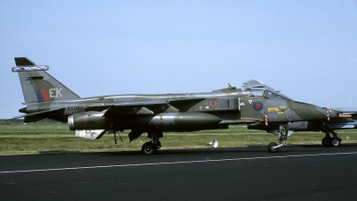 Photo ID 168326 by Joop de Groot. UK Air Force Sepecat Jaguar GR1A, XX962