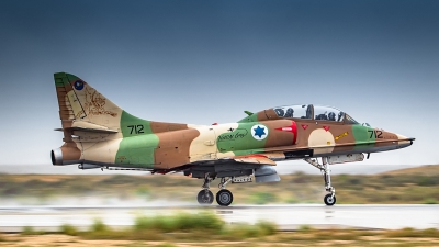 Photo ID 169336 by Nir Ben-Yosef. Israel Air Force Douglas TA 4J AyitM, 712