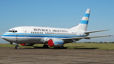 Photo ID 169779 by Martin Kubo. Argentina Government Boeing 737 5H6, T 04