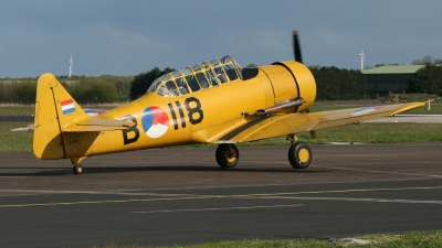 Photo ID 20931 by Toon Cox. Private Stichting Koninklijke Luchtmacht Historische Vlucht Noorduyn AT 16 Harvard IIb, PH IIB