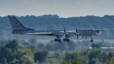 Photo ID 171732 by Vladimir Vorobyov. Russia Air Force Tupolev Tu 95MS Bear H, RF 94198