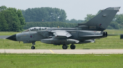 Photo ID 171757 by Arie van Groen. UK Air Force Panavia Tornado GR4, ZA456