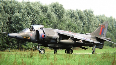 Photo ID 172246 by Arie van Groen. UK Air Force Hawker Siddeley Harrier GR 3, XV806